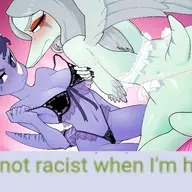 lingerie meme // 733x494 // 92.4KB